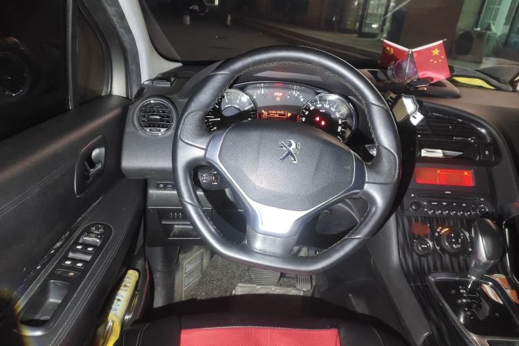 Used Peugeot 3008 2015 1.6THP Automatic Trend Edition Steering Wheel