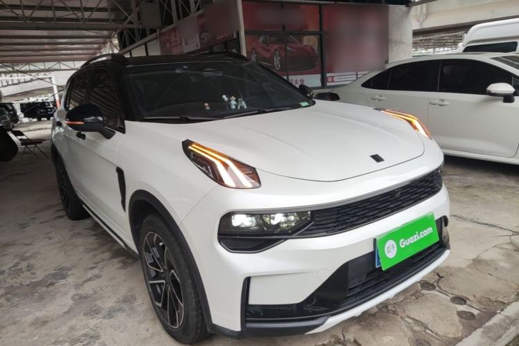 Used Lynk & Co 01 2023 1.5TD EM-F PM Front Right 45 Deg