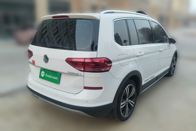 Used Volkswagen Touran 2021 Volkswagen Touran L 280TSI DSG Boundary Edition 7-Seater
