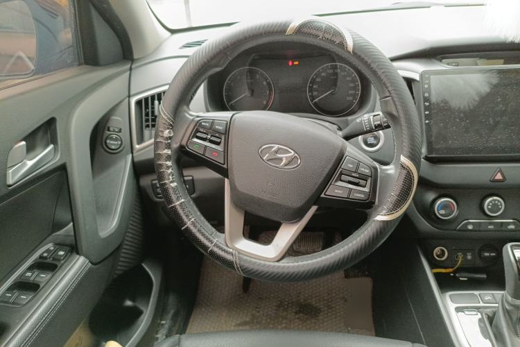 Used Hyundai ix25 2015 1.6L Automatic Two-Wheel Drive Smart GLS Trim
