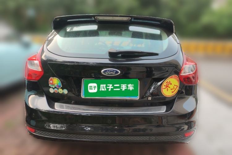 Used Ford Focus 2012 Hatchback 2.0L Manual Luxury Sport Model
