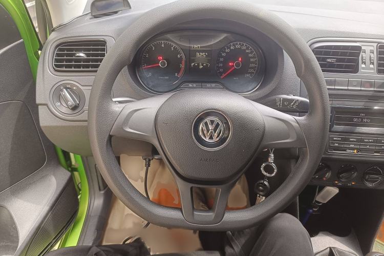 Used Volkswagen Polo 2014 1.4L Manual Fashion Edition