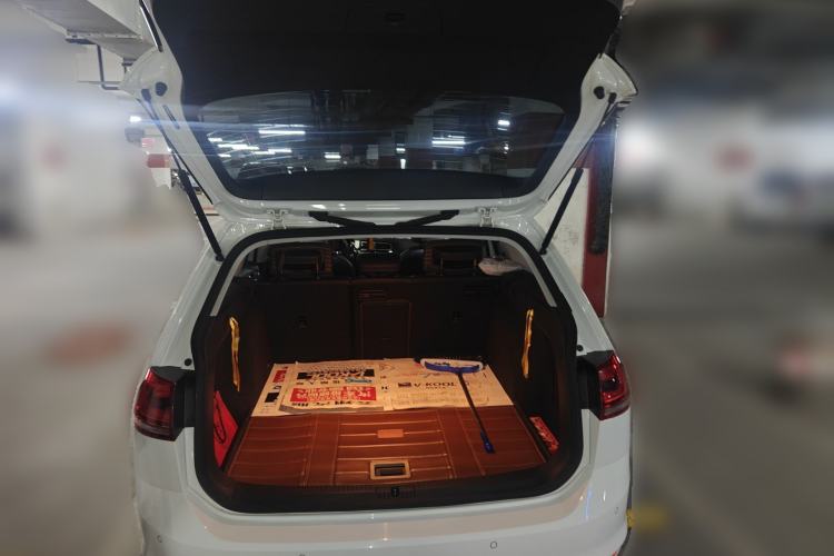 Used Volkswagen Golf 2014 1.4TSI Luxury Travel Edition Trunk