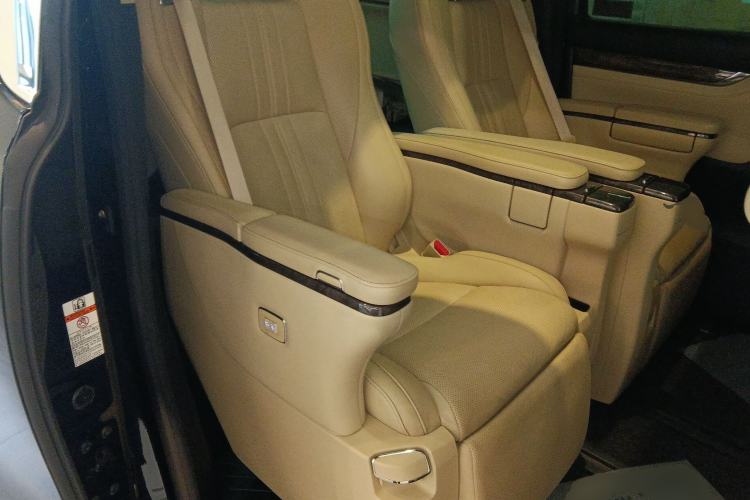 Used Toyota Alphard 2019 Dual-Engine 2.5L Prestige Edition Left Rear Seat