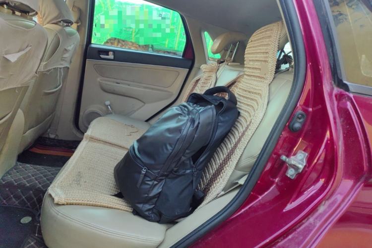 Used BAIC E Series 2012 Hatchback 1.3L Manual Liking Edition