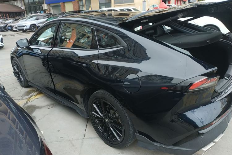 Used Changan UNI-V 2024 1.5T Prestige Sport Edition