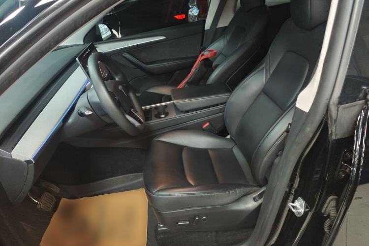 Used Tesla Model Y 2023 Rear-Wheel-Drive Version