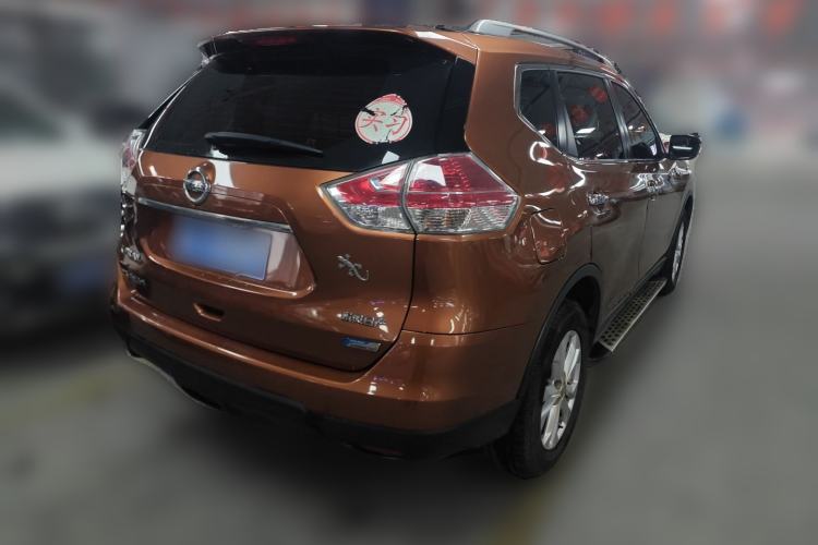 Used Nissan X-Trail 2014 2.5L CVT Leading Edition 4WD Rear Right 45 Deg