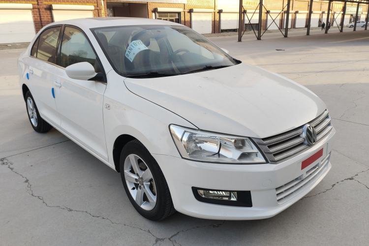 Used Volkswagen Santana 2015 1.6L Manual Comfort Edition
