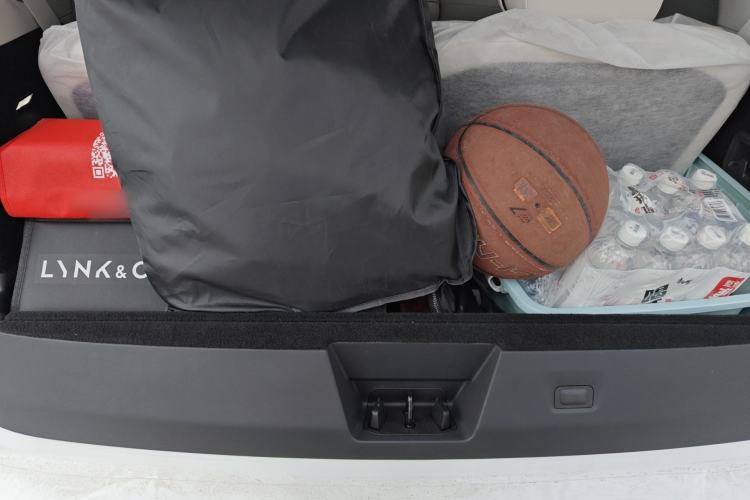 Used Lynk & Co 900 2025 2.0T Ultra
