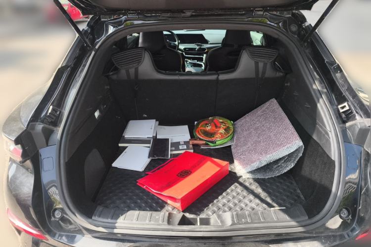 Used CHANGAN UNI-T 2022 1.5T Prestige Version
