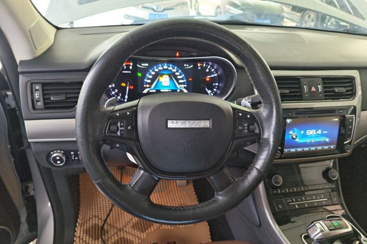 Used Haval H8 2017 2.0T Gasoline 4x4 Enjoyment Model