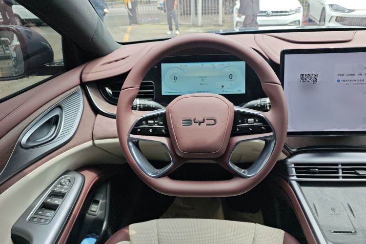 Used BYD Seal 2024 HONOR Edition DM-i 1.5L 121km Prestige Model Steering Wheel