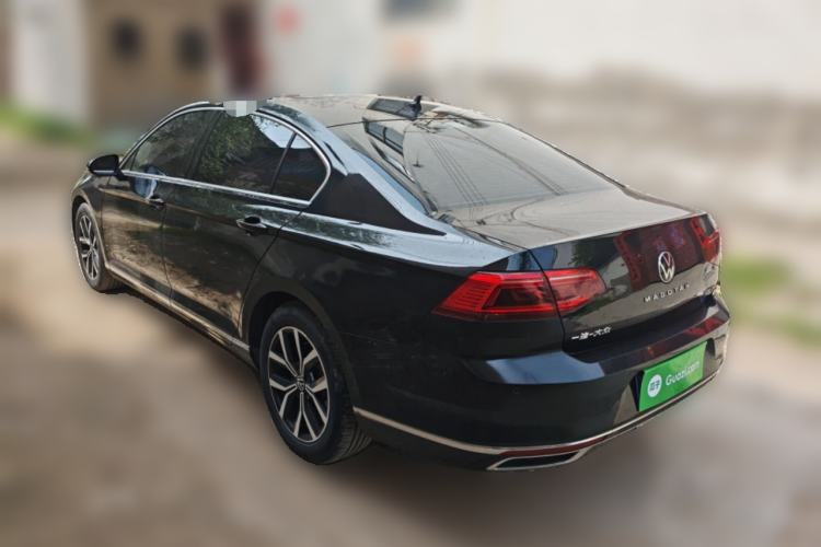 Used Volkswagen Magotan 2021 330TSI DSG 30th Anniversary Edition Rear Left 45 Deg