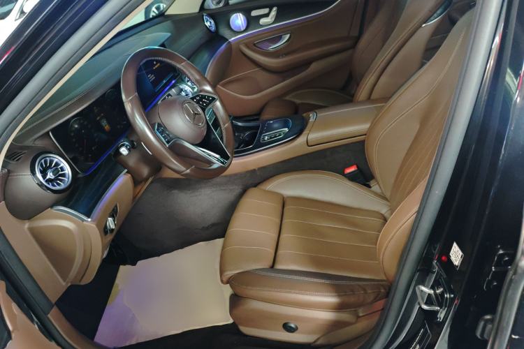 Used Mercedes-Benz E-Class 2022 Second Facelift E 300 L Fashion Edition
