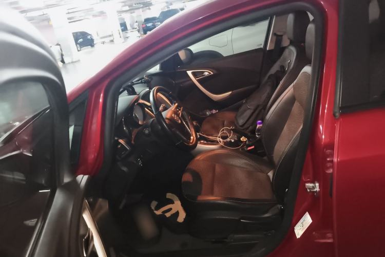 Used Buick GT 2010 XT 1.6L Automatic Fashion Edition
