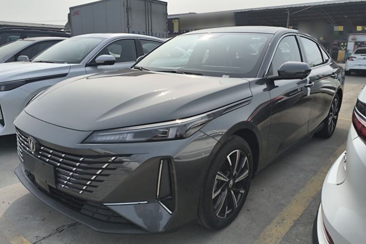 Used CHANGAN Eado 2025 Blue Whale 1.5T 500Bar Prestige Model