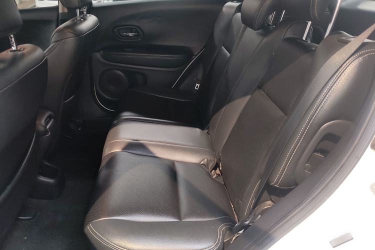 Used Honda Vezel 2015 1.5L CVT two-wheel drive Comfort trim Left Rear Seat