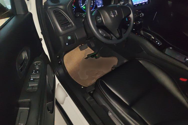 Used Honda Vezel 2017 1.8L CVT Front-Wheel Drive Pioneer Edition
