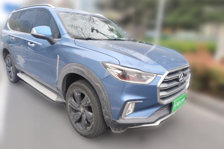 Used SAIC MAXUS D90 2017 2.0T Automatic All-Wheel Drive Polaris Front Right 45 Deg