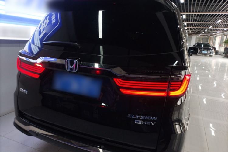 Used Honda Elysion 2022 2.0L eHEV Prestige Edition
