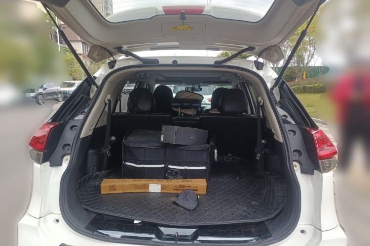 Used Nissan X-Trail 2017 2.0L CVT 7-Seater Comfort Edition 2WD