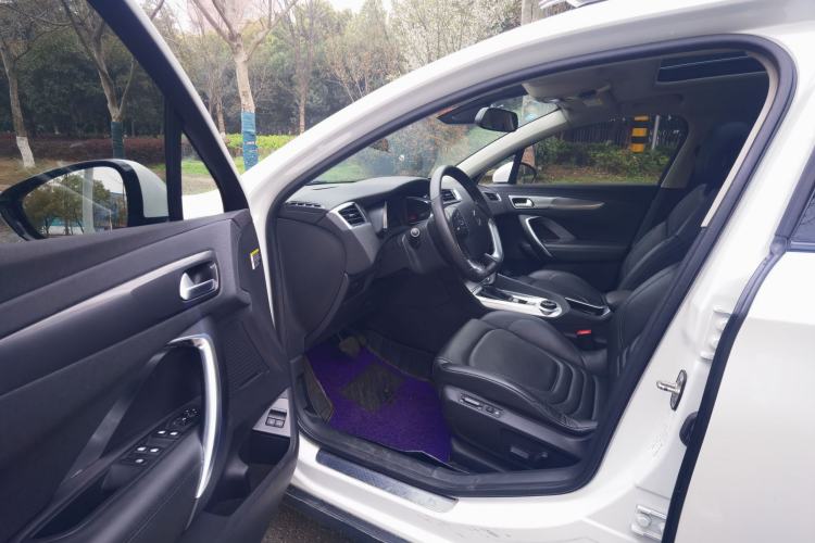 Used DS 6 2014 1.6T Luxury Edition THP160 Right Front Seat