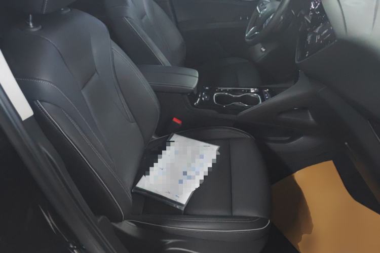 Used Buick Envision 2023 Encore Plus 652T Five-Seat Luxury Model
