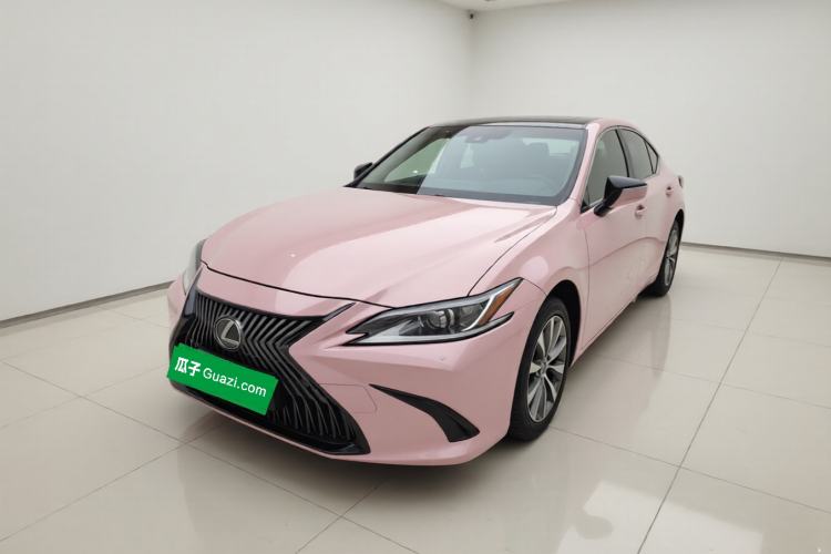 Used Lexus ES 2020 200 Excellence Edition Front Left 45 Deg