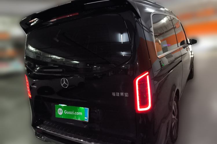 Used Mercedes-Benz Vito 2023 2.0T Elite Version 7 Seats