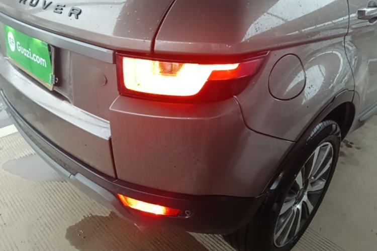 Used Land Rover Range Evoque 2018 240 PS SE Smart Brilliance Edition
