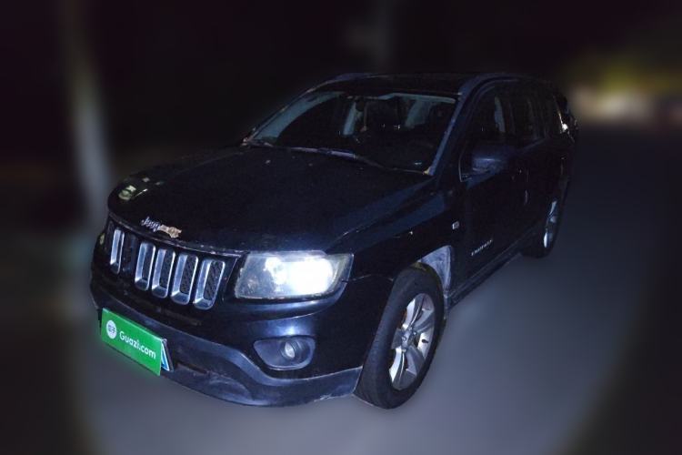 Used Jeep Compass 2013 2.0L two-wheel drive sport version