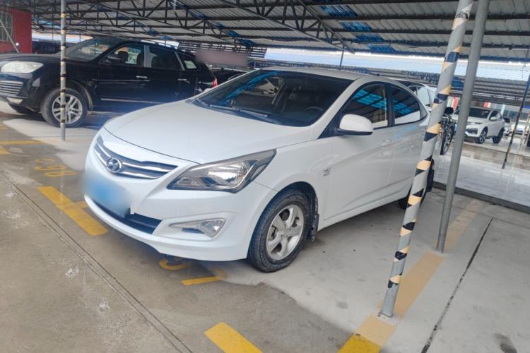 Used Hyundai Verna (older generation) 2016 1.4L Manual Smart GLS Trim