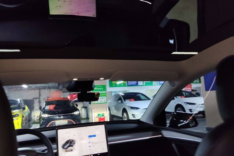 Used Tesla Model Y 2024 Rear-Wheel-Drive Version
