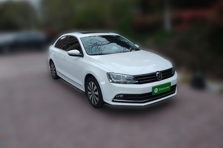 Used Volkswagen Sagitar 2017 1.6L Automatic Comfort Model Front Right 45 Deg