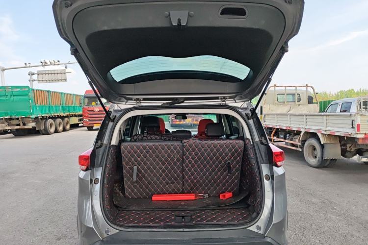 Used Chevrolet Orlando 2019 Redline 530T Automatic Enjoyment Version (5+2 Seating) China VI Trunk