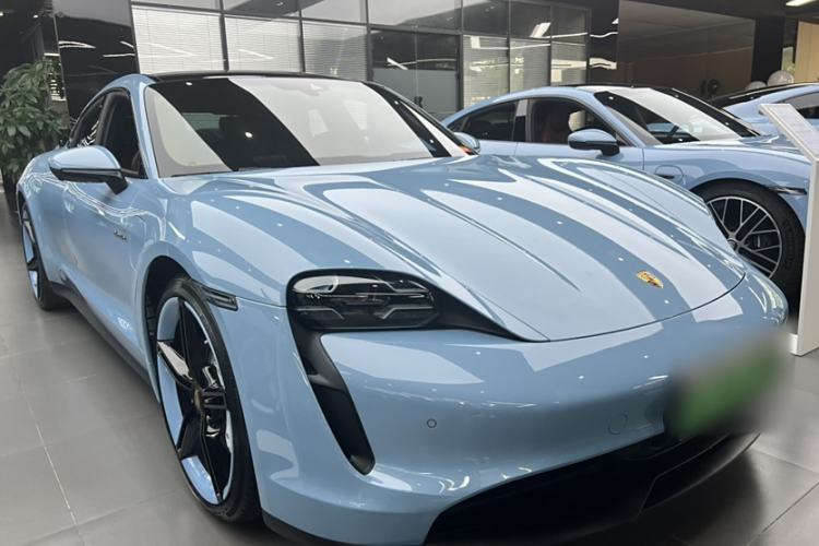 Used Porsche Taycan 2022-Year Updated Taycan