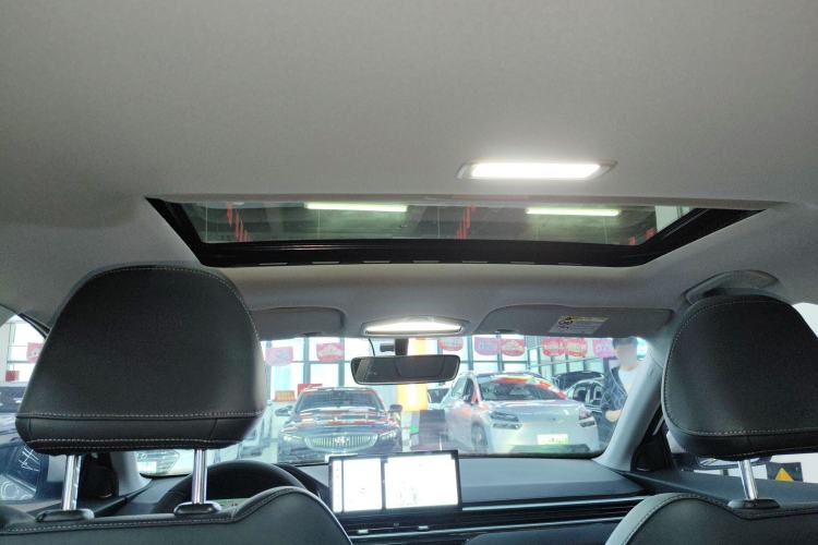 Used Geely Auto Emgrand 2026 Model 4th Generation 4 Millionth Anniversary Edition 1.5L CVT Feiyue Edition Headliner