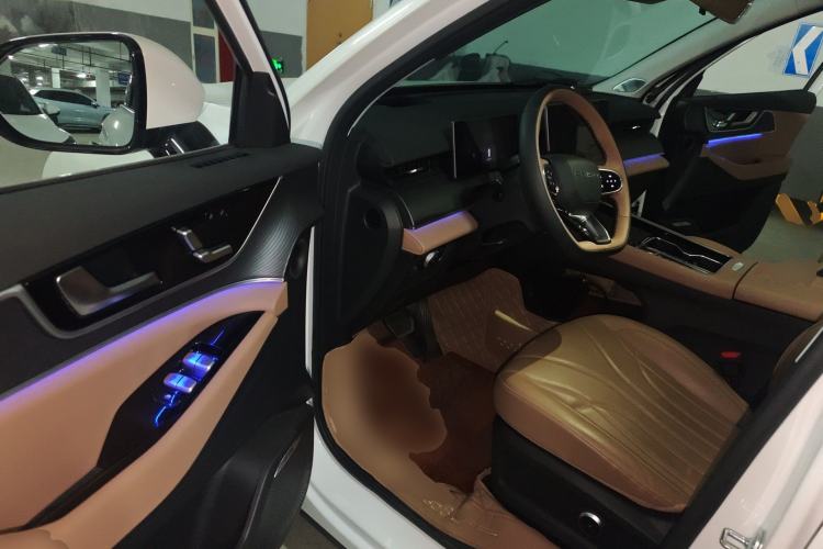 Used Chery Tiggo 8 L 2024 2.0T Two-Wheel Drive Prestige Version 5 Seats