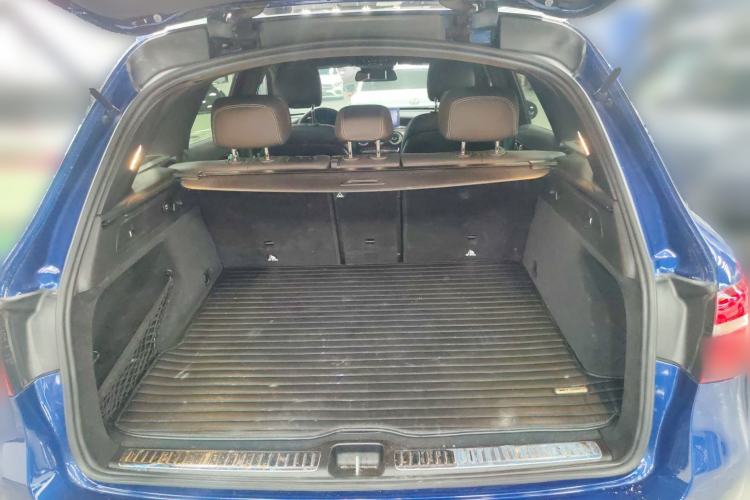 Used Mercedes-Benz GLC 2019 GLC 260 L 4MATIC Dynamic Model Trunk