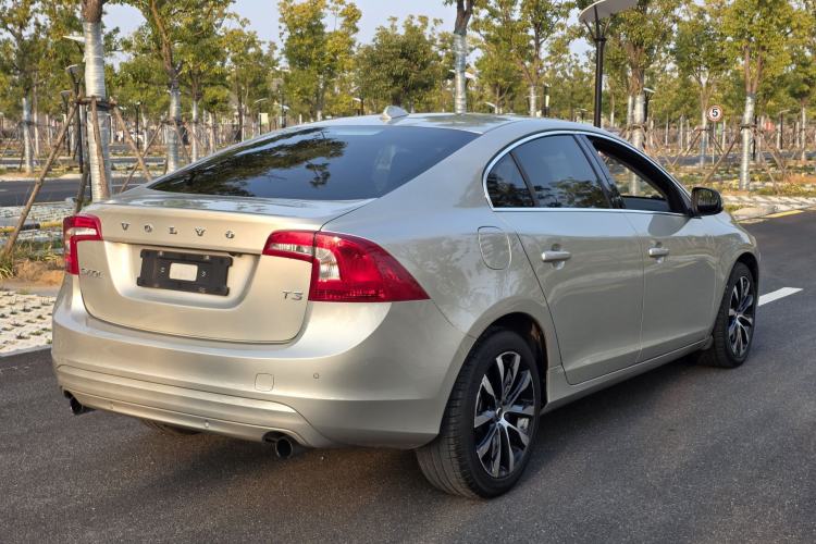 Used Volvo S60 2018 S60L T3 Smart Progress Edition
