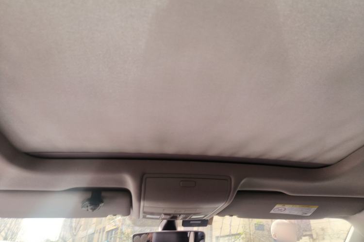 Used Volkswagen Tiguan L 2017 330TSI Automatic Two-Wheel Drive Luxury Edition Headliner