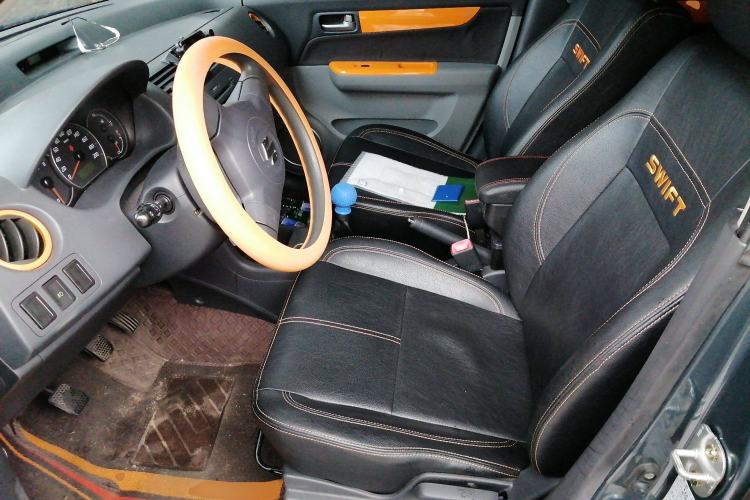 Used Suzuki Swift 2016 1.5L Manual Fashion Edition Cool Play Version
