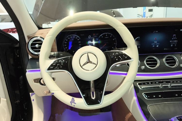 Used Mercedes-Benz E-Class 2023 Updated E 300 L Fashion Edition
