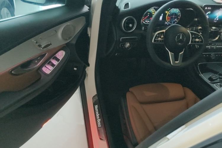 Used Mercedes-Benz GLC 2021 GLC 260 L 4MATIC Dynamic Edition
