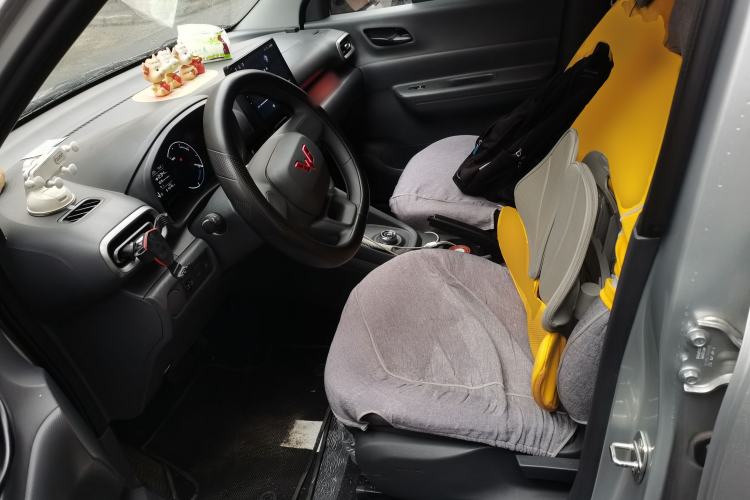 Used Wuling Hongguang New Energy 2024 All-Electric Model 300KM Practical Version Left Front Seat