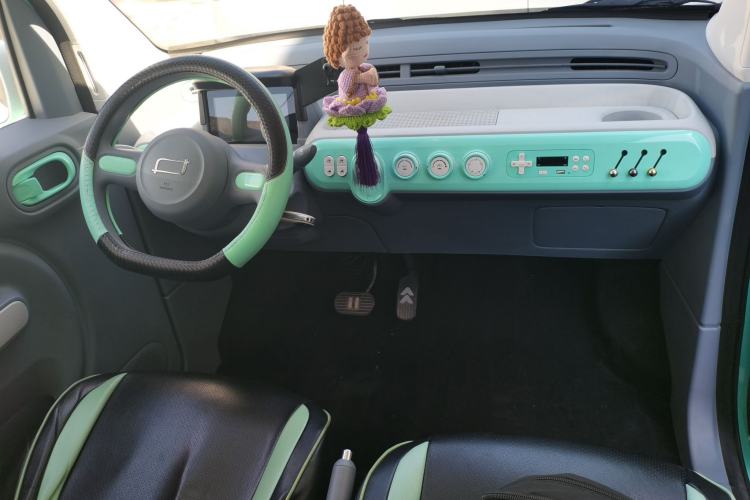 Used Bestune Pony 2024 170km Vitality Horse Center Console