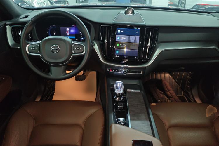 Used Volvo XC60 2024 B5 4x4 Smart Luxury Edition
