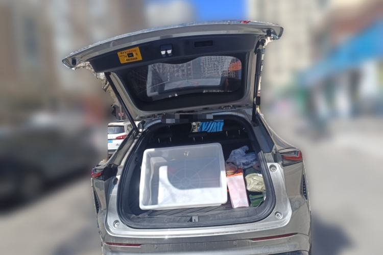 Used CHANGAN OSHAN Z6 New Energy 2023 ZhiDian iDD 150KM Flagship PLUS Smart Parking Edition Trunk