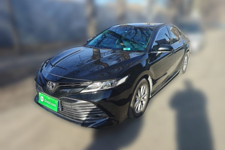Used Toyota Camry 2018 2.0E Leading Edition
